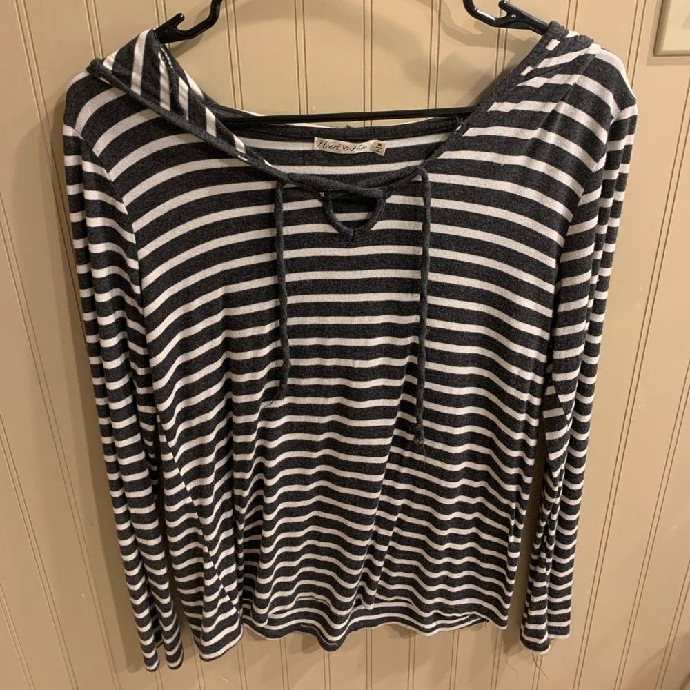dark gray and white striped long sleeve tee